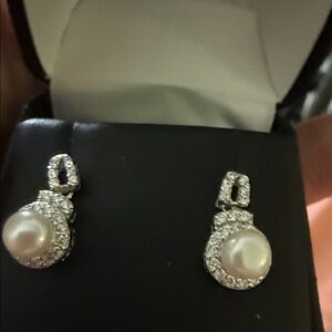 Elegant Pearl and Silver Earrings